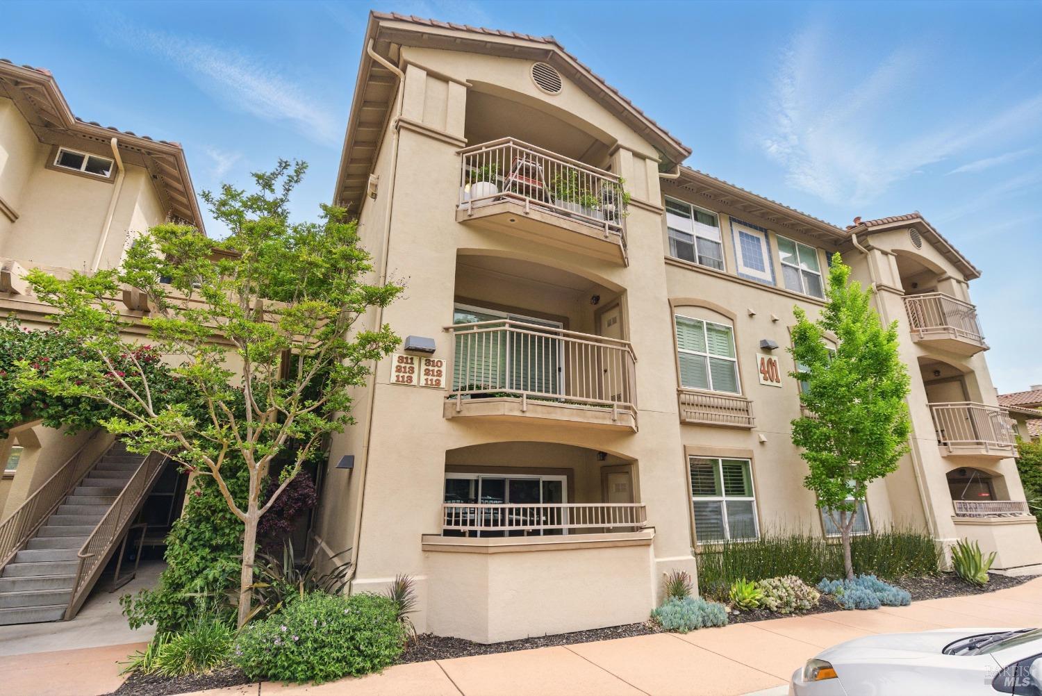 Detail Gallery Image 3 of 39 For 401 North Ave #310,  San Rafael,  CA 94903 - 1 Beds | 1 Baths
