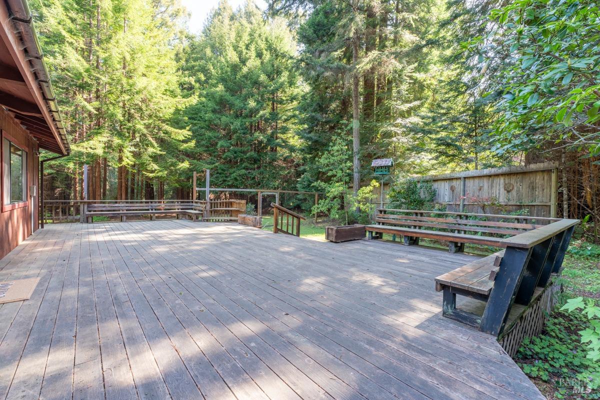 Detail Gallery Image 7 of 37 For 12141 Pinewood Rd, Mendocino,  CA 95460 - 3 Beds | 2 Baths