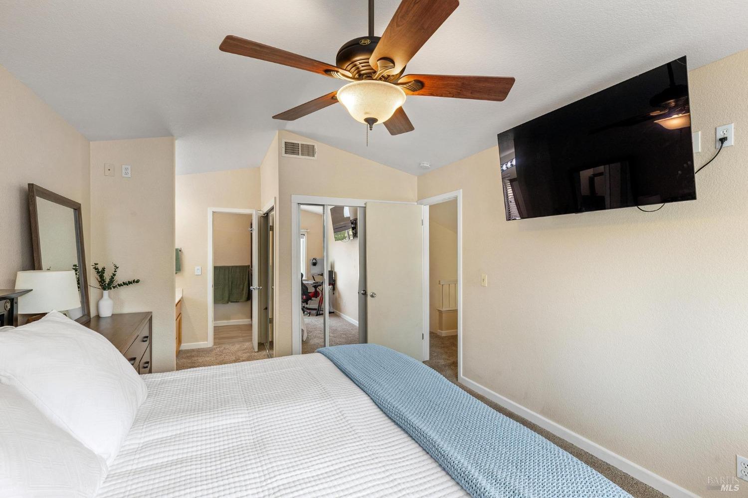 Detail Gallery Image 17 of 37 For 814 Morissette Way, Vacaville,  CA 95687 - 3 Beds | 2/1 Baths
