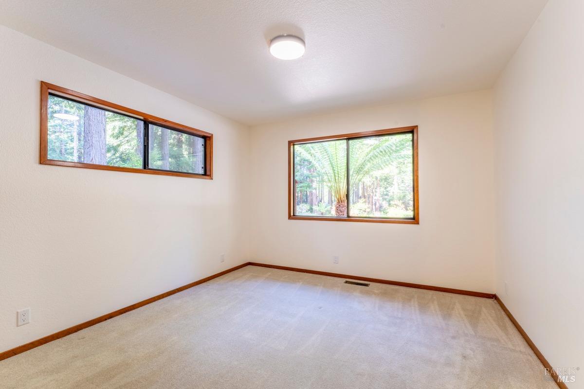 Detail Gallery Image 15 of 37 For 12141 Pinewood Rd, Mendocino,  CA 95460 - 3 Beds | 2 Baths