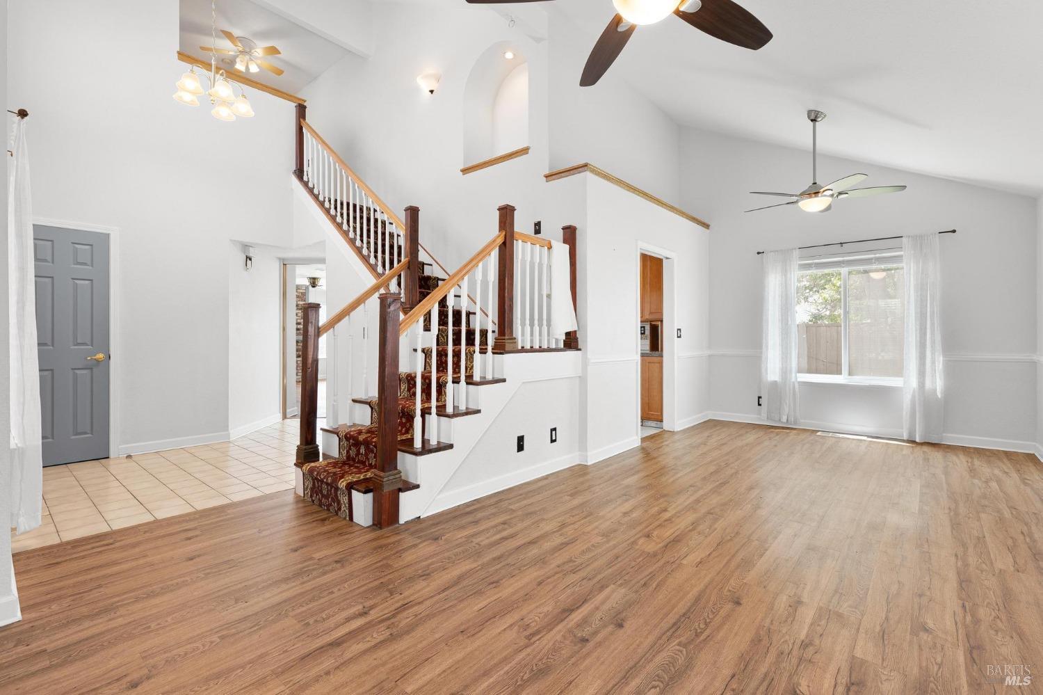 Detail Gallery Image 5 of 42 For 728 Monte Carlo Dr, Suisun City,  CA 94585 - 4 Beds | 3 Baths
