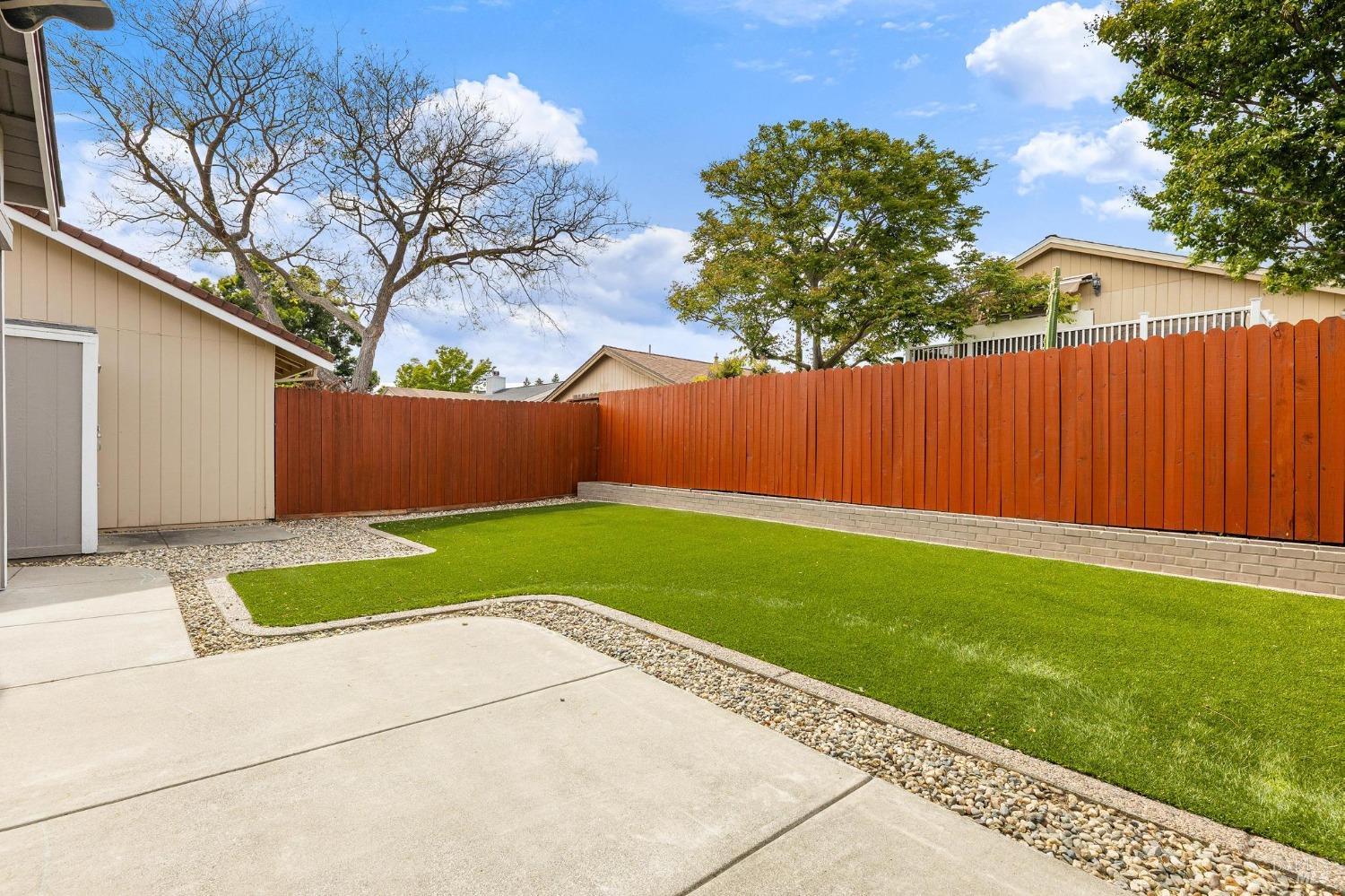 Detail Gallery Image 26 of 37 For 814 Morissette Way, Vacaville,  CA 95687 - 3 Beds | 2/1 Baths