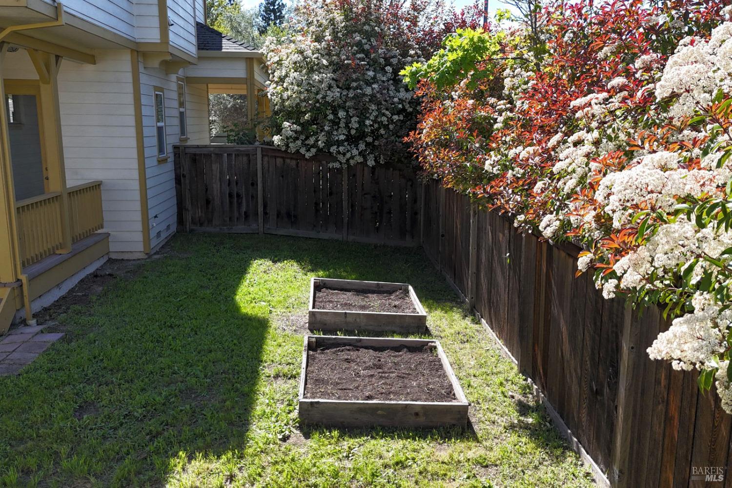 Detail Gallery Image 16 of 49 For 5 Clark Ave, Cloverdale,  CA 95425 - 3 Beds | 2/1 Baths