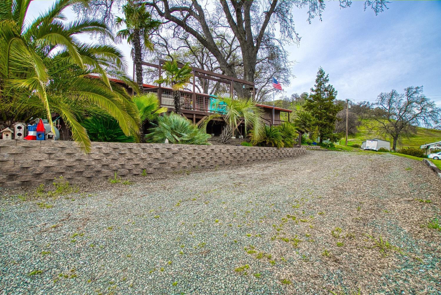Detail Gallery Image 7 of 52 For 3699 Lakeshore Blvd, Lakeport,  CA 95453 - 3 Beds | 2 Baths