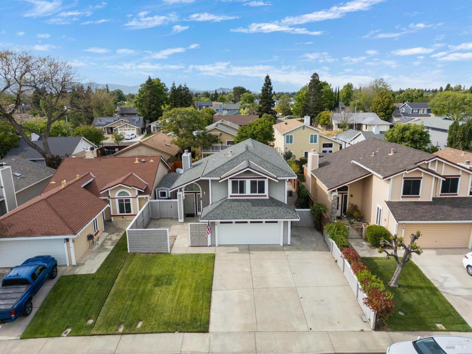 Detail Gallery Image 33 of 37 For 814 Morissette Way, Vacaville,  CA 95687 - 3 Beds | 2/1 Baths