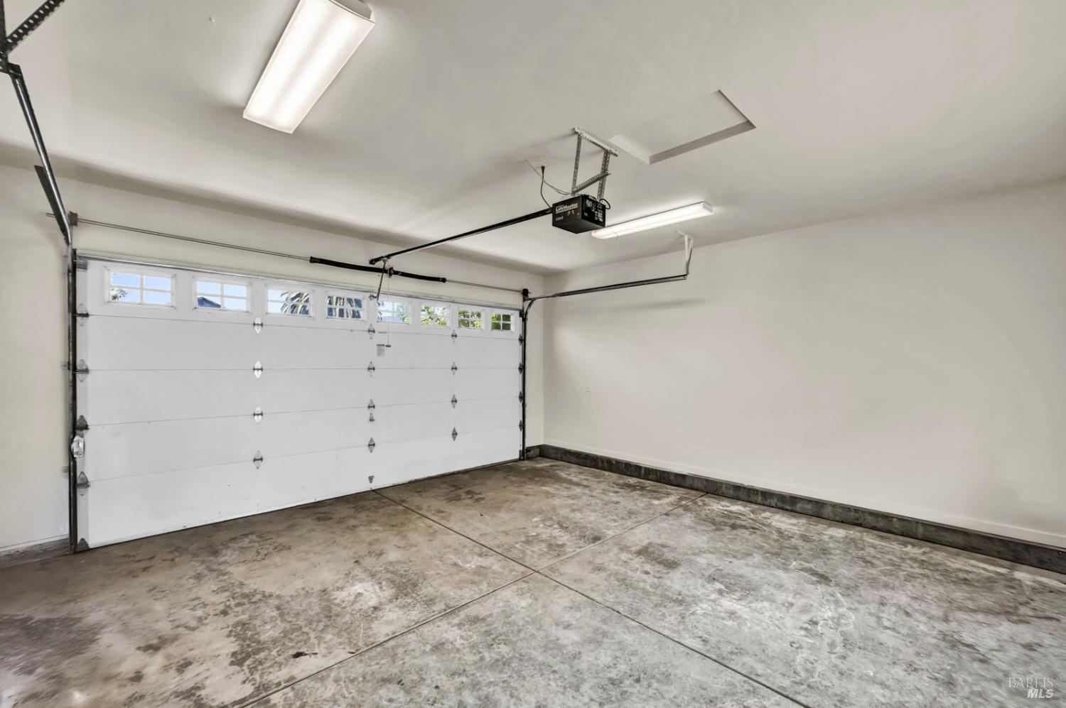 Detail Gallery Image 12 of 49 For 5 Clark Ave, Cloverdale,  CA 95425 - 3 Beds | 2/1 Baths