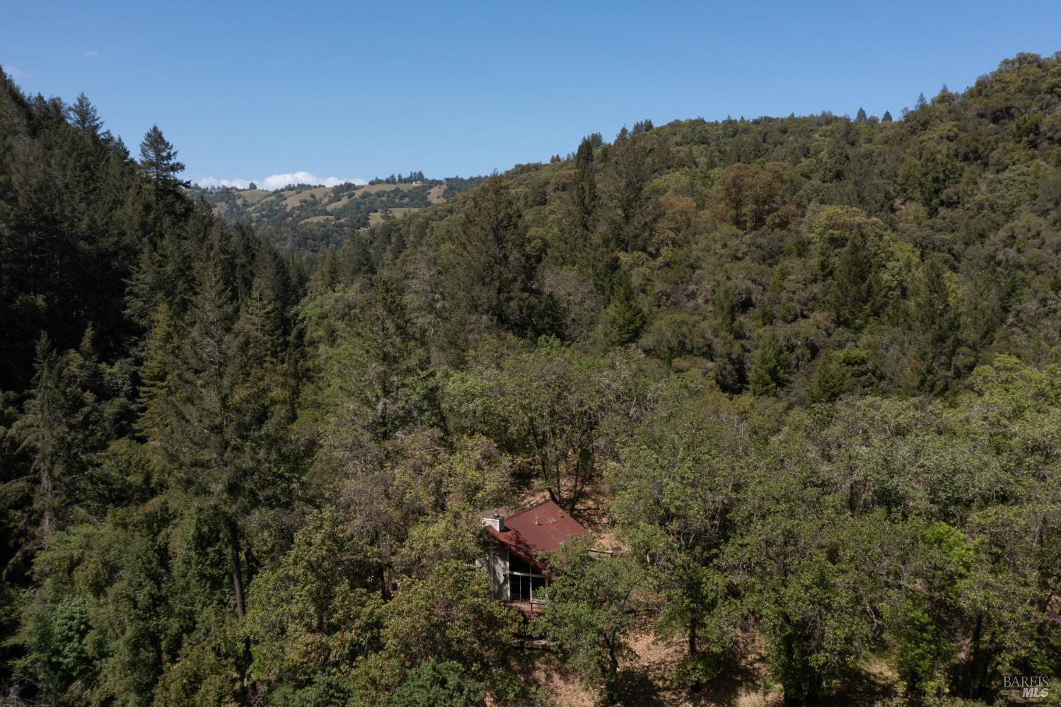 Detail Gallery Image 2 of 35 For 16300 Yerba Santa Rd, Geyserville,  CA 95441 - 1 Beds | 1 Baths
