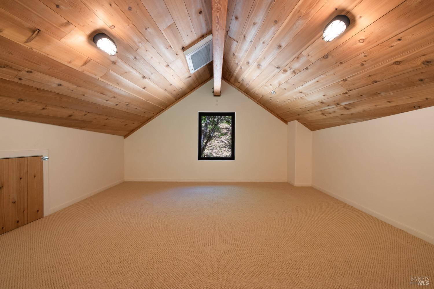 Detail Gallery Image 14 of 35 For 16300 Yerba Santa Rd, Geyserville,  CA 95441 - 1 Beds | 1 Baths
