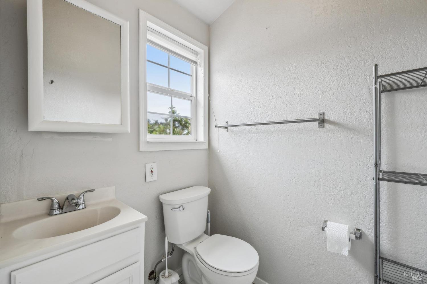 Detail Gallery Image 45 of 76 For 58 Main St, San Rafael,  CA 94964 - 2 Beds | 2 Baths