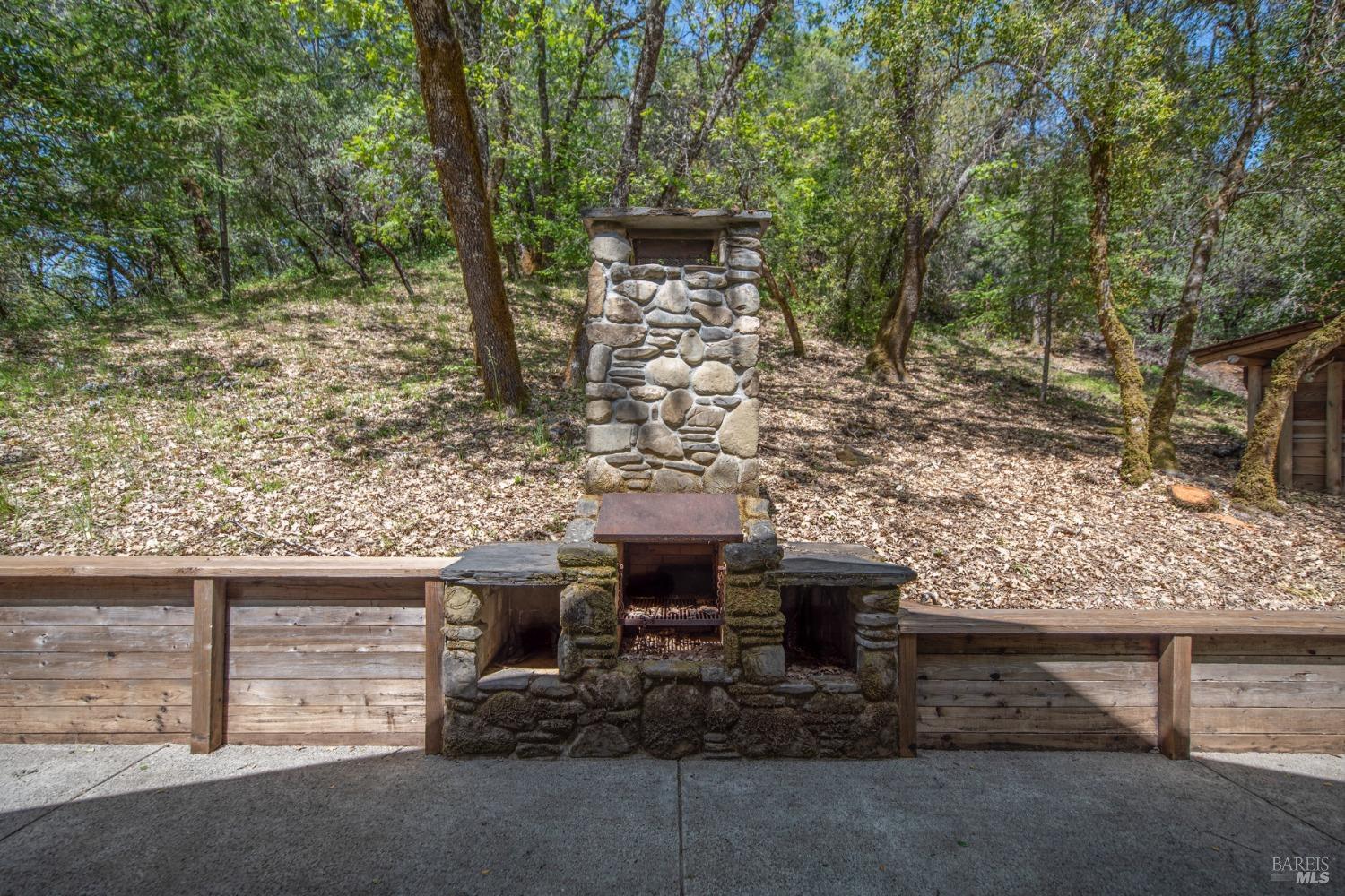 Detail Gallery Image 20 of 35 For 16300 Yerba Santa Rd, Geyserville,  CA 95441 - 1 Beds | 1 Baths