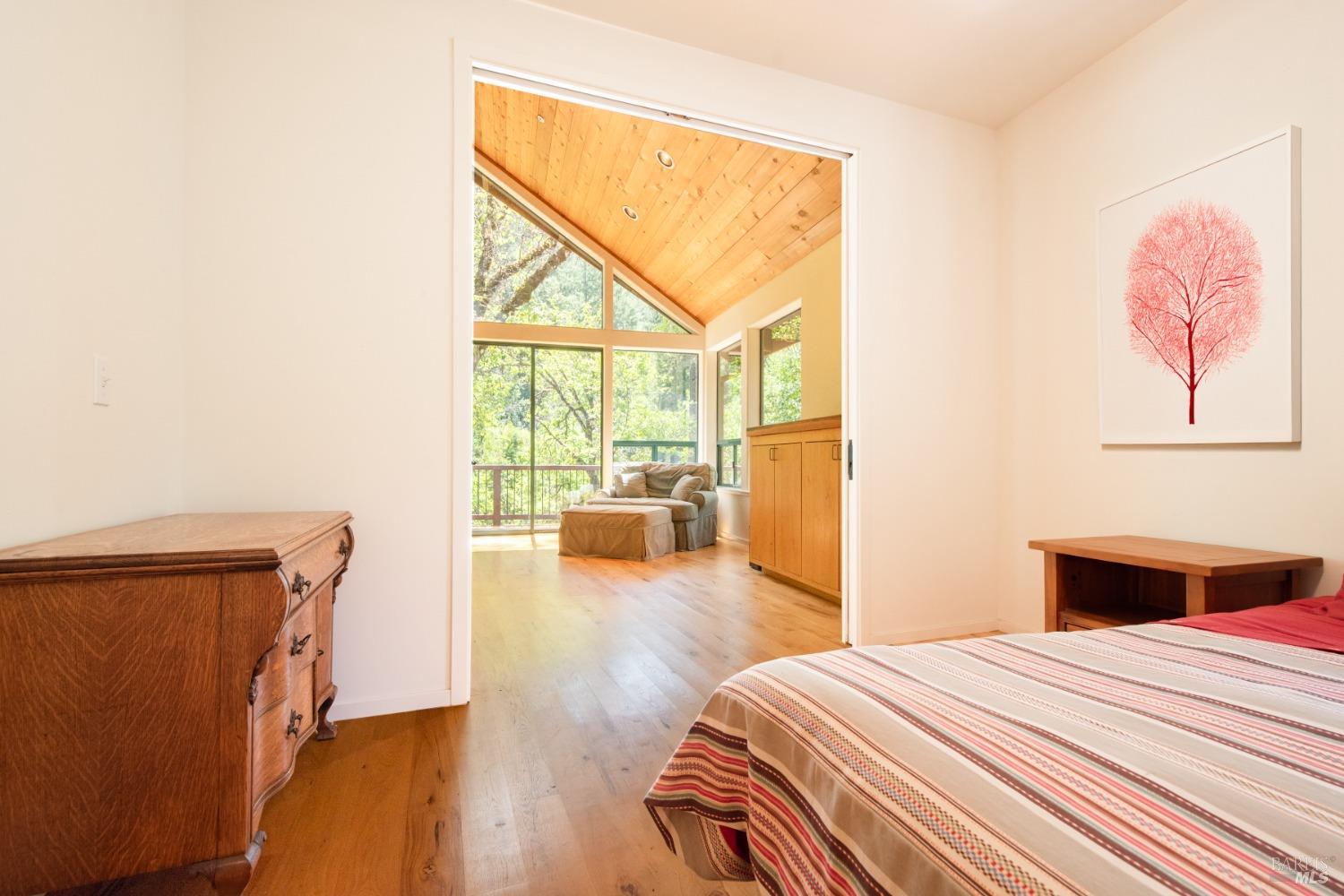 Detail Gallery Image 12 of 35 For 16300 Yerba Santa Rd, Geyserville,  CA 95441 - 1 Beds | 1 Baths
