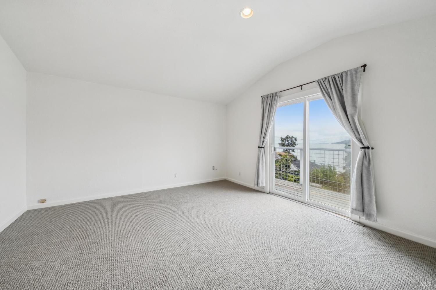 Detail Gallery Image 38 of 76 For 58 Main St, San Rafael,  CA 94964 - 2 Beds | 2 Baths