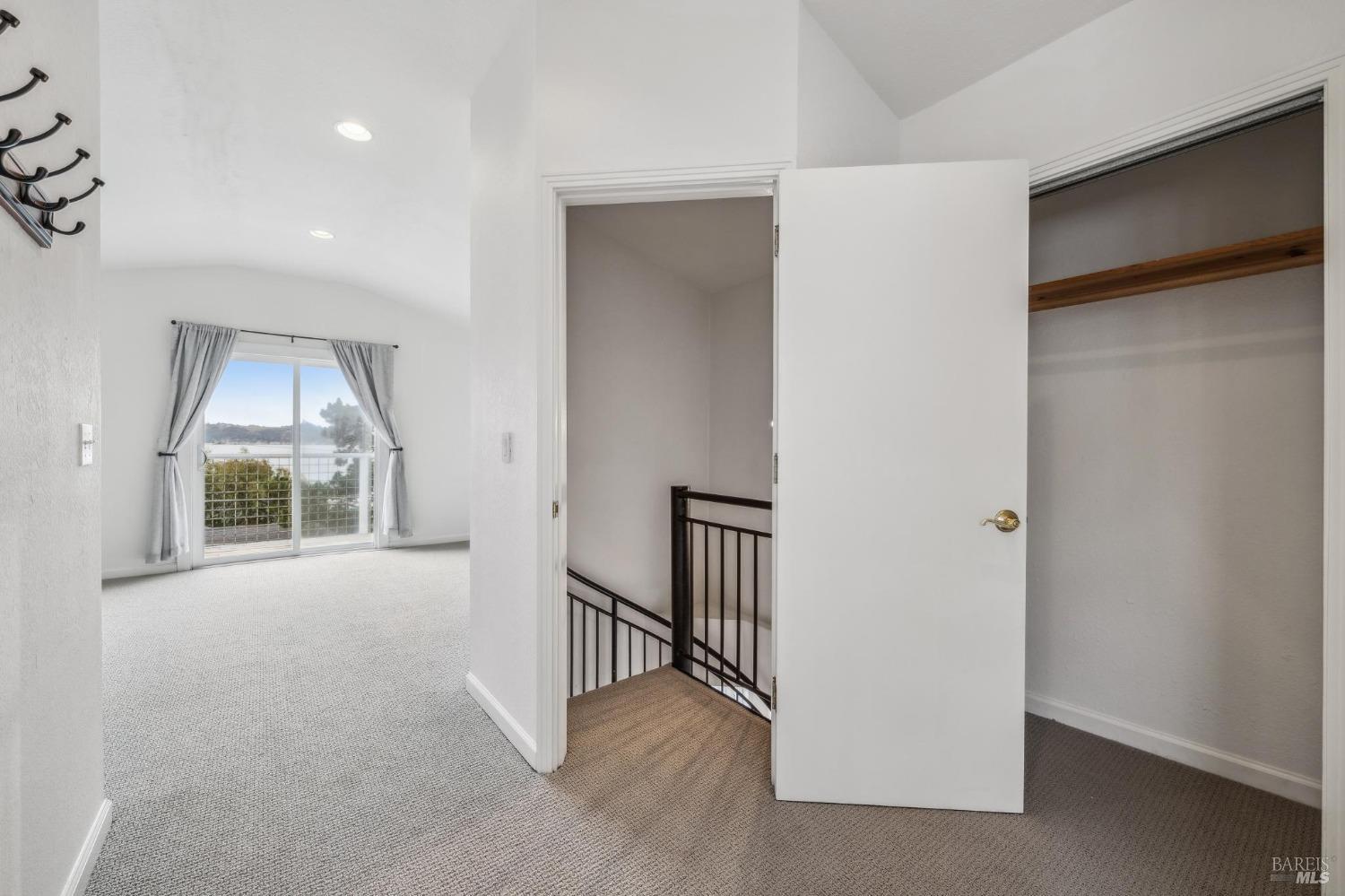 Detail Gallery Image 35 of 76 For 58 Main St, San Rafael,  CA 94964 - 2 Beds | 2 Baths