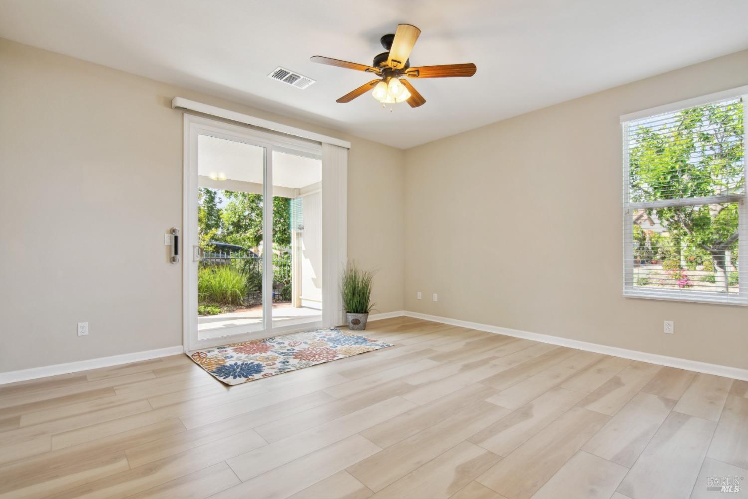 Detail Gallery Image 13 of 66 For 500 Three Rivers Ct, Rio Vista,  CA 94571 - 2 Beds | 2 Baths