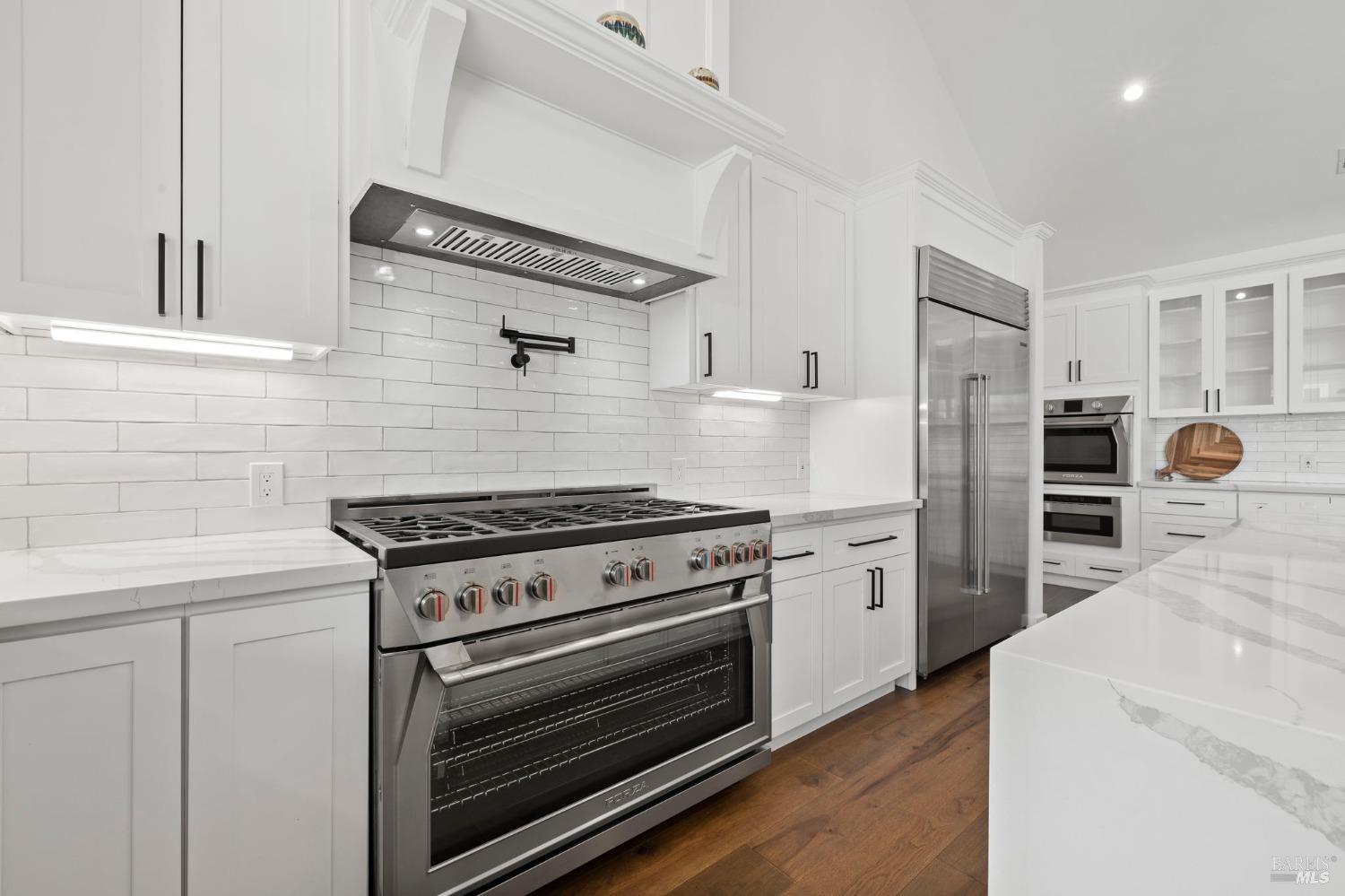 Detail Gallery Image 21 of 59 For 3750 Sawgrass Pl, Santa Rosa,  CA 95403 - 4 Beds | 3/1 Baths