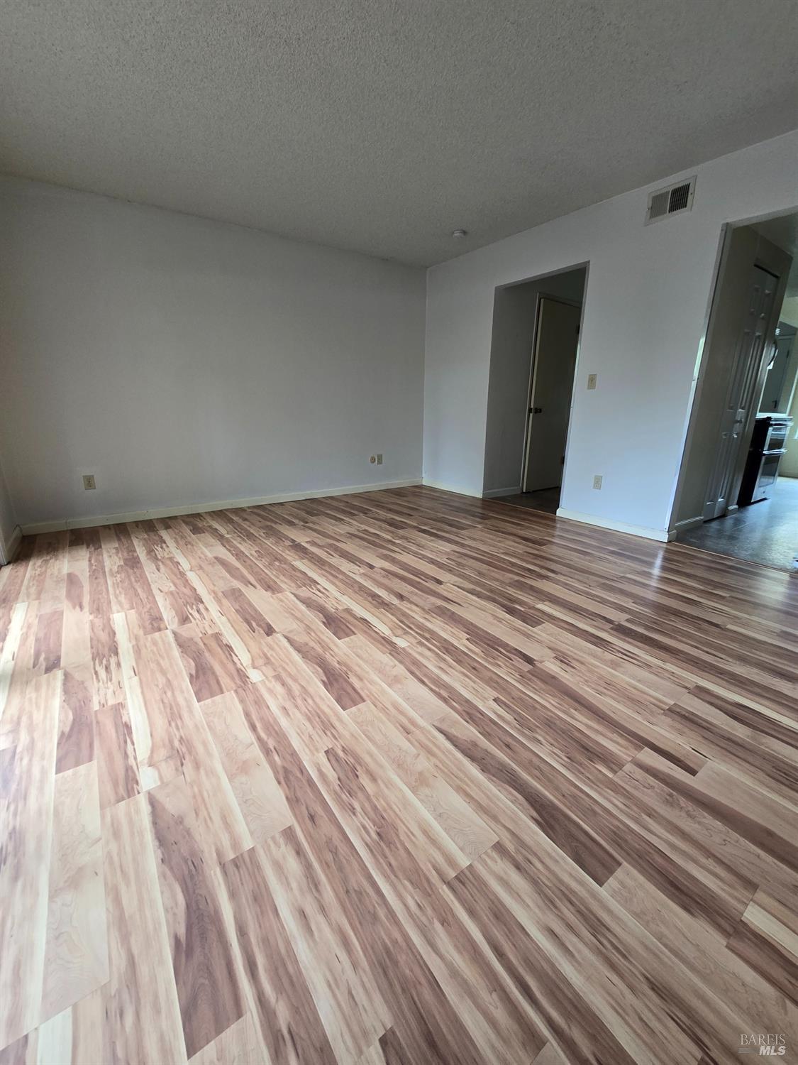 Detail Gallery Image 18 of 19 For 3050 Yulupa Ave, Santa Rosa,  CA 95405 - 2 Beds | 1/1 Baths
