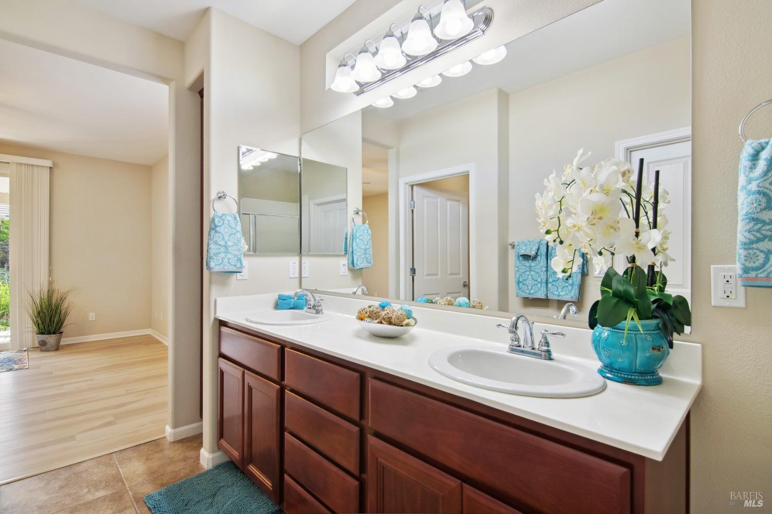 Detail Gallery Image 16 of 66 For 500 Three Rivers Ct, Rio Vista,  CA 94571 - 2 Beds | 2 Baths