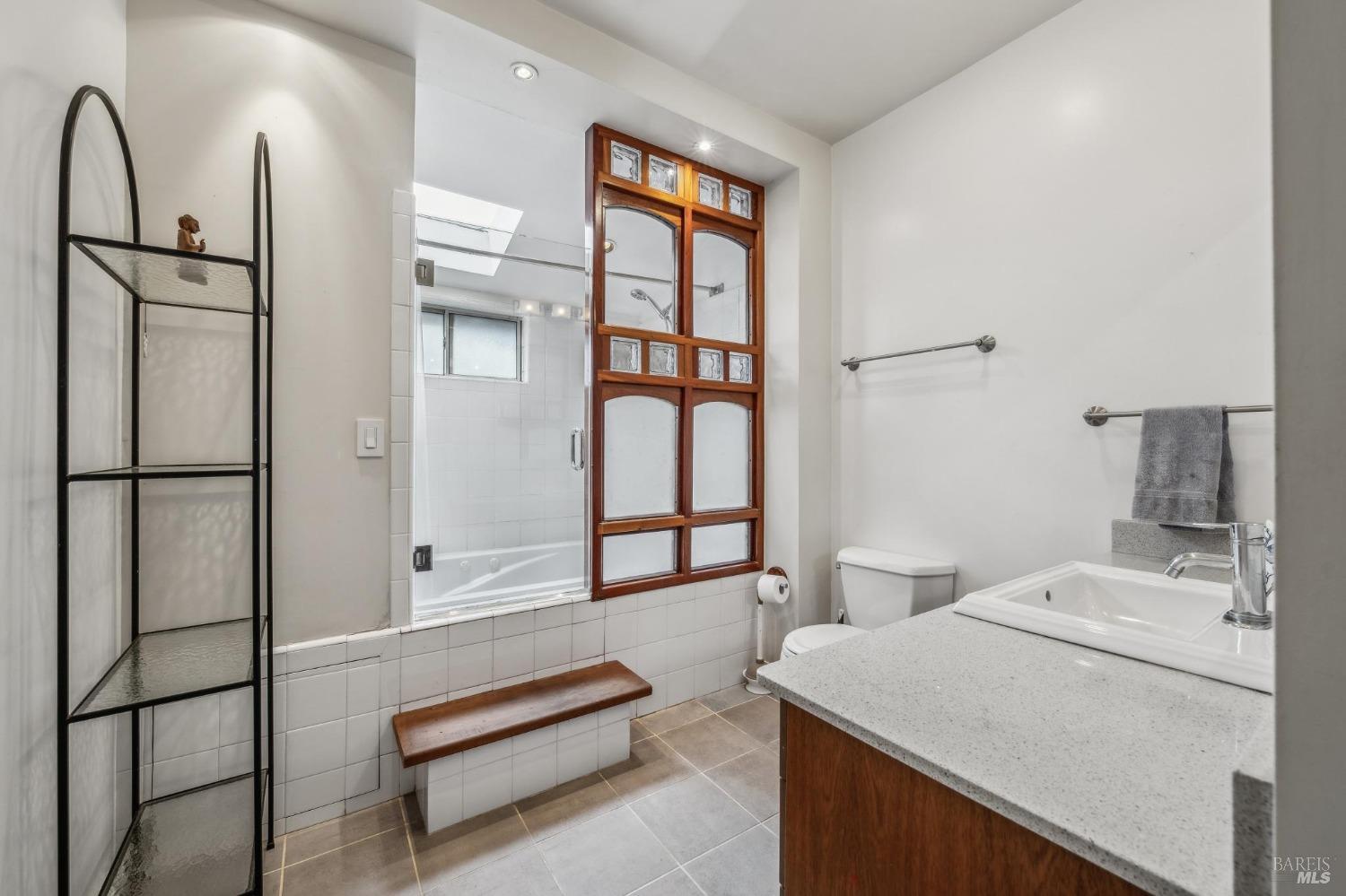 Detail Gallery Image 26 of 76 For 58 Main St, San Rafael,  CA 94964 - 2 Beds | 2 Baths