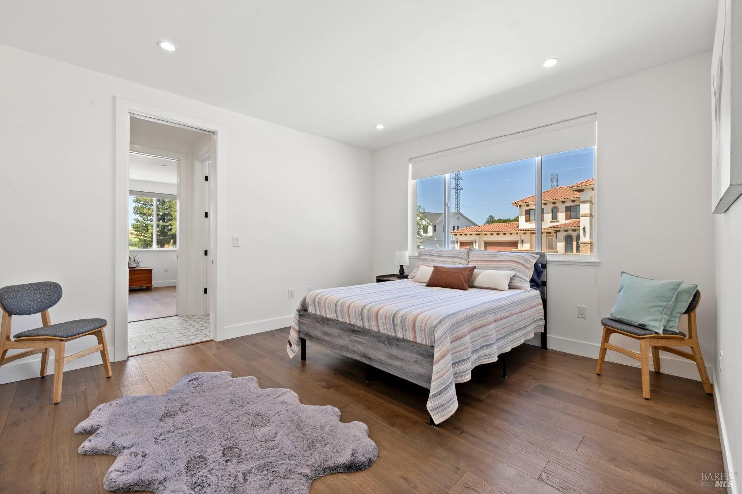 Detail Gallery Image 38 of 59 For 3750 Sawgrass Pl, Santa Rosa,  CA 95403 - 4 Beds | 3/1 Baths