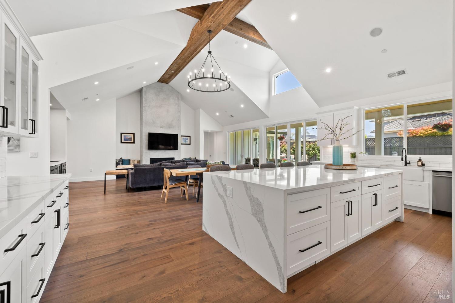 Detail Gallery Image 17 of 59 For 3750 Sawgrass Pl, Santa Rosa,  CA 95403 - 4 Beds | 3/1 Baths