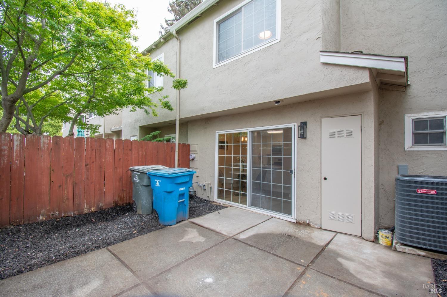 Stinson Avenue, Vacaville, California image 30