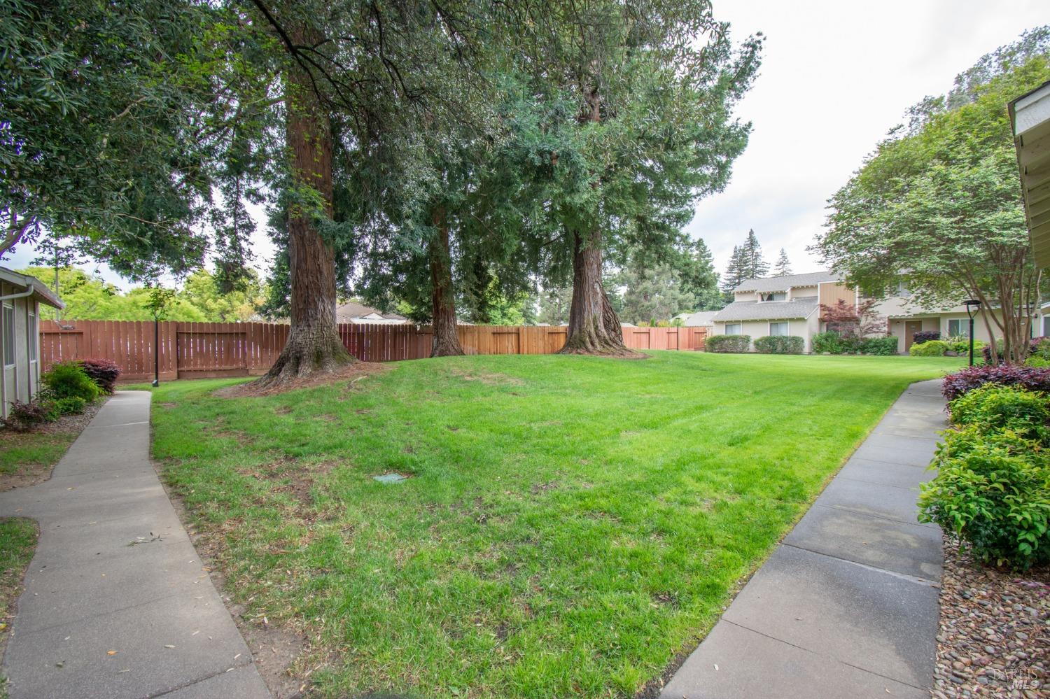 Stinson Avenue, Vacaville, California image 36
