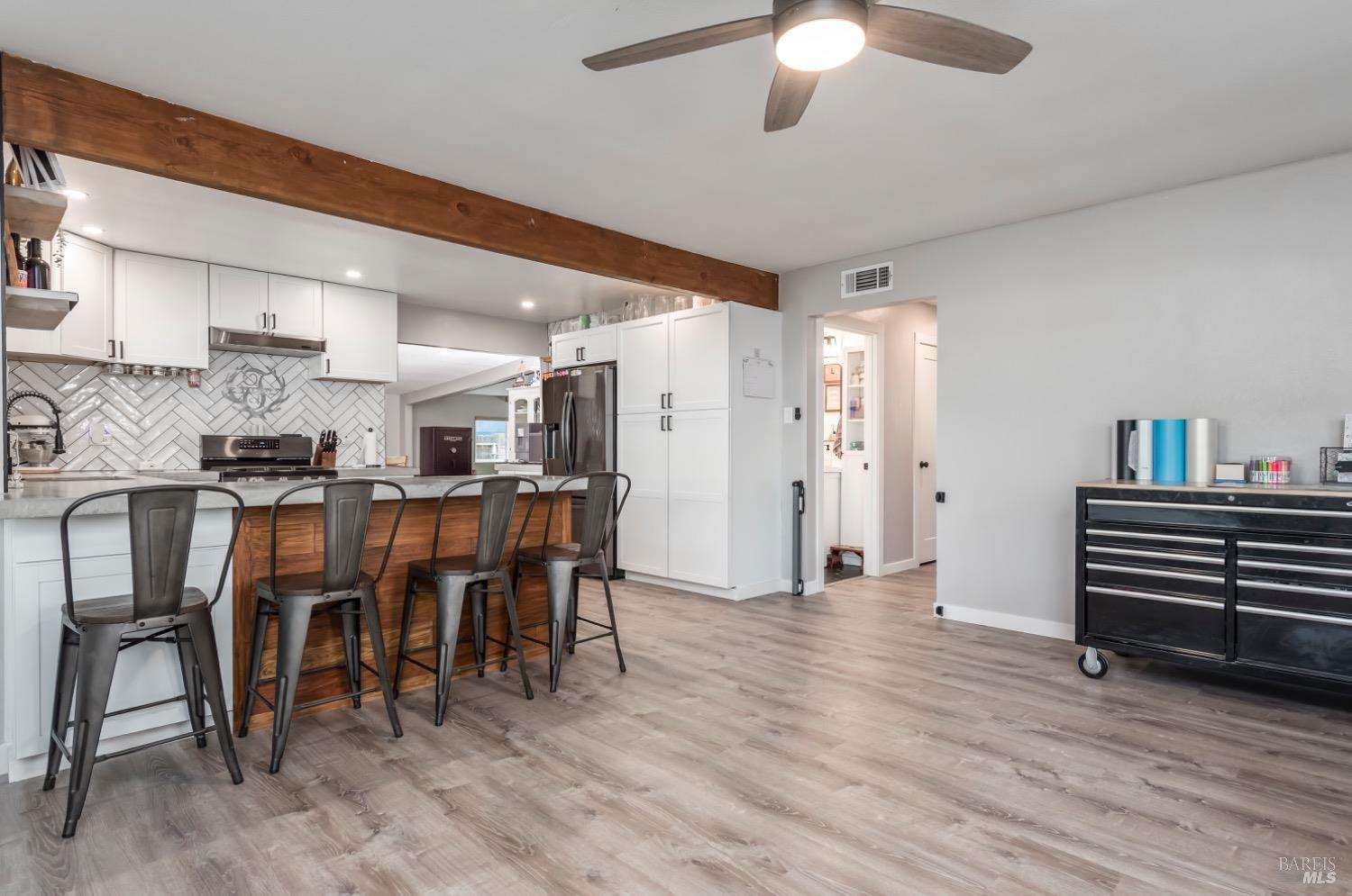 Detail Gallery Image 10 of 31 For 265 Juniper St, Vacaville,  CA 95688 - 3 Beds | 2 Baths