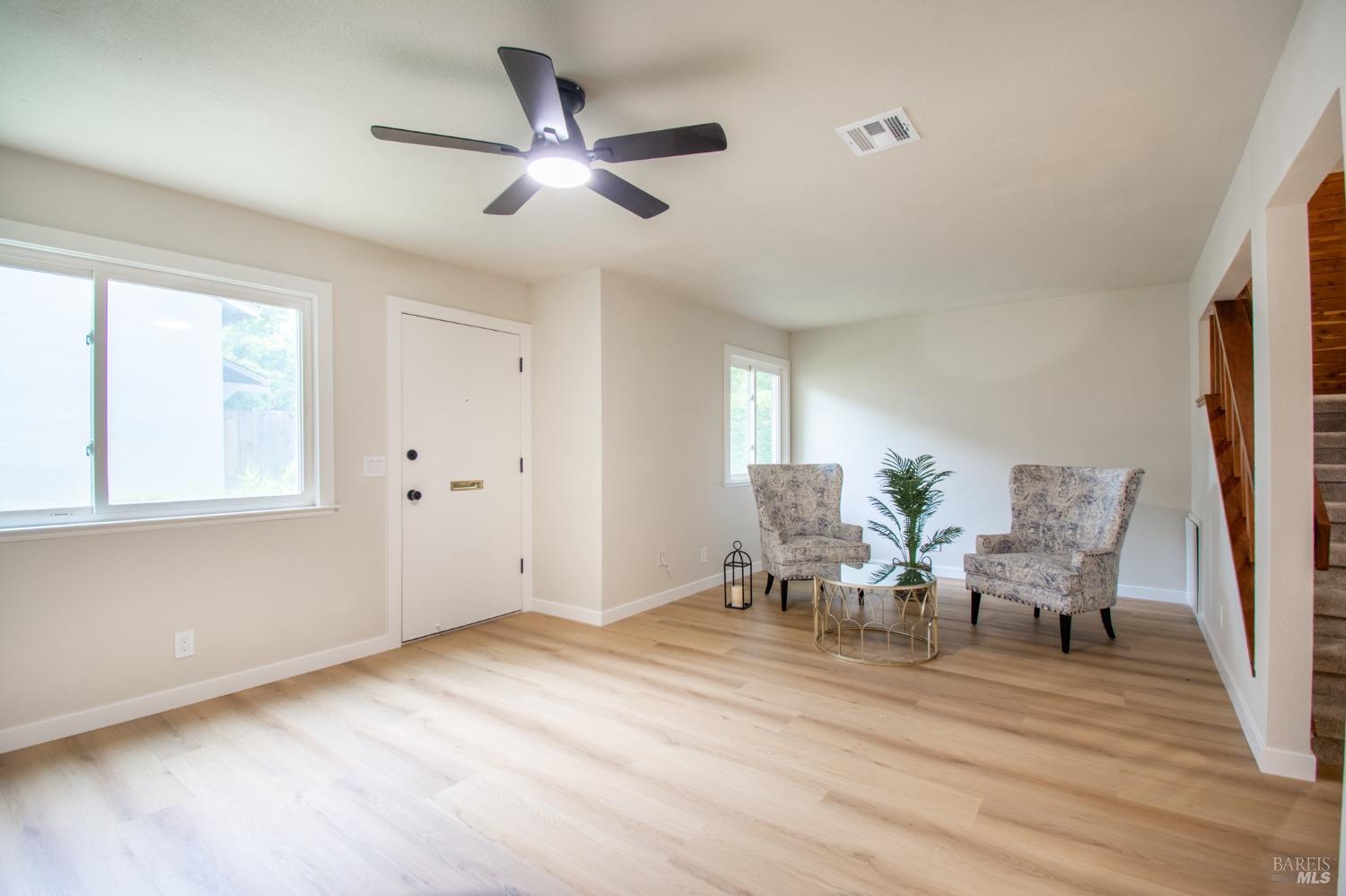 Stinson Avenue, Vacaville, California image 3