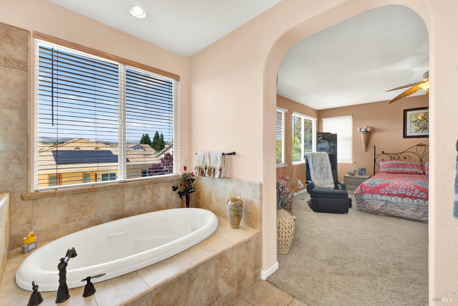 Detail Gallery Image 58 of 77 For 900 Shelter Cove Ct, Vacaville,  CA 95688 - 5 Beds | 3 Baths