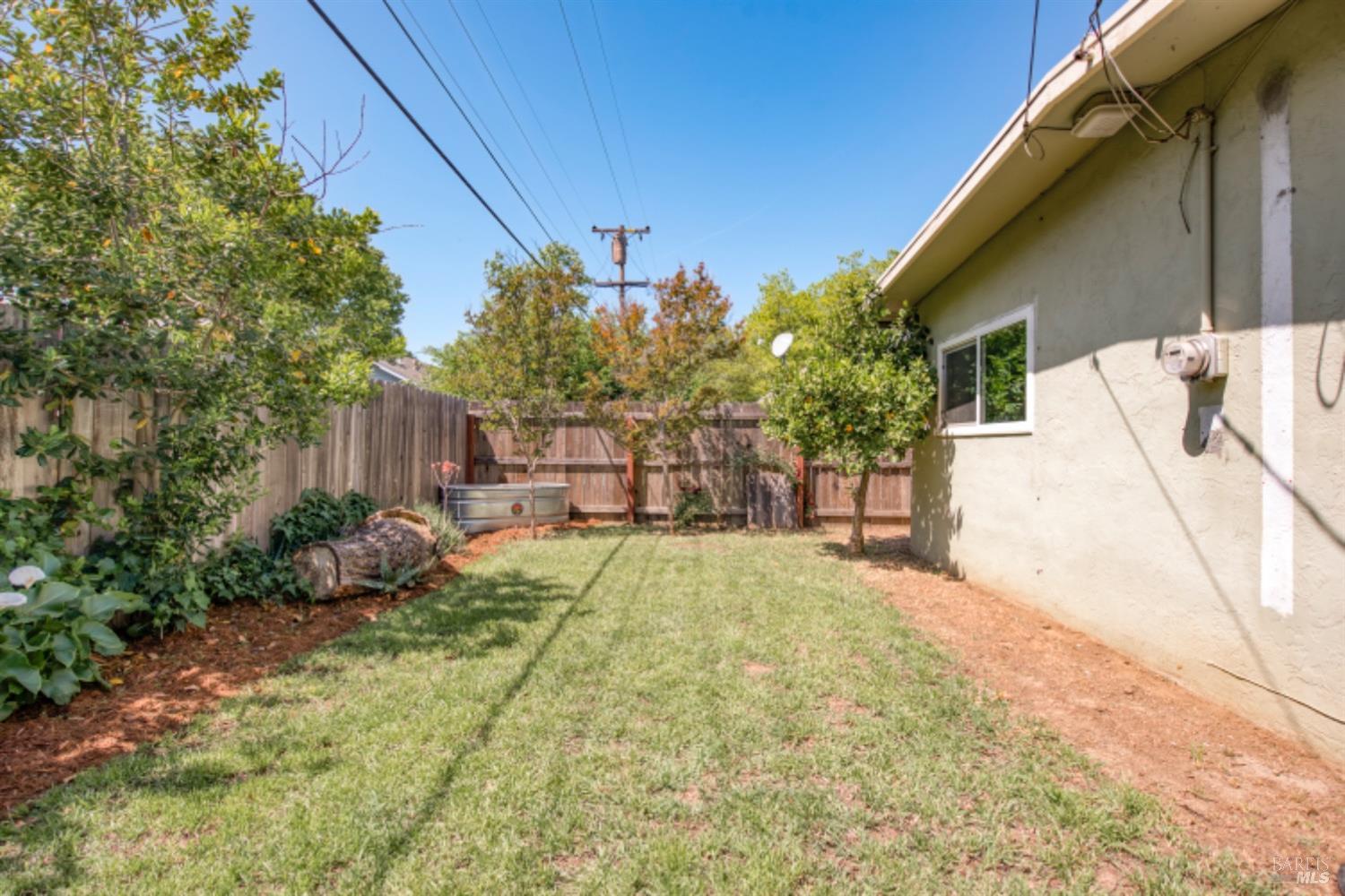 Detail Gallery Image 25 of 31 For 265 Juniper St, Vacaville,  CA 95688 - 3 Beds | 2 Baths