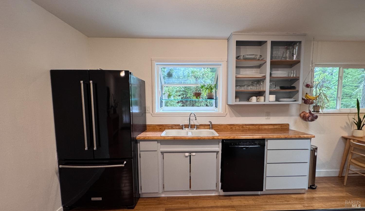 Detail Gallery Image 10 of 22 For 1853 Clover Dr, Willits,  CA 95490 - 3 Beds | 1 Baths