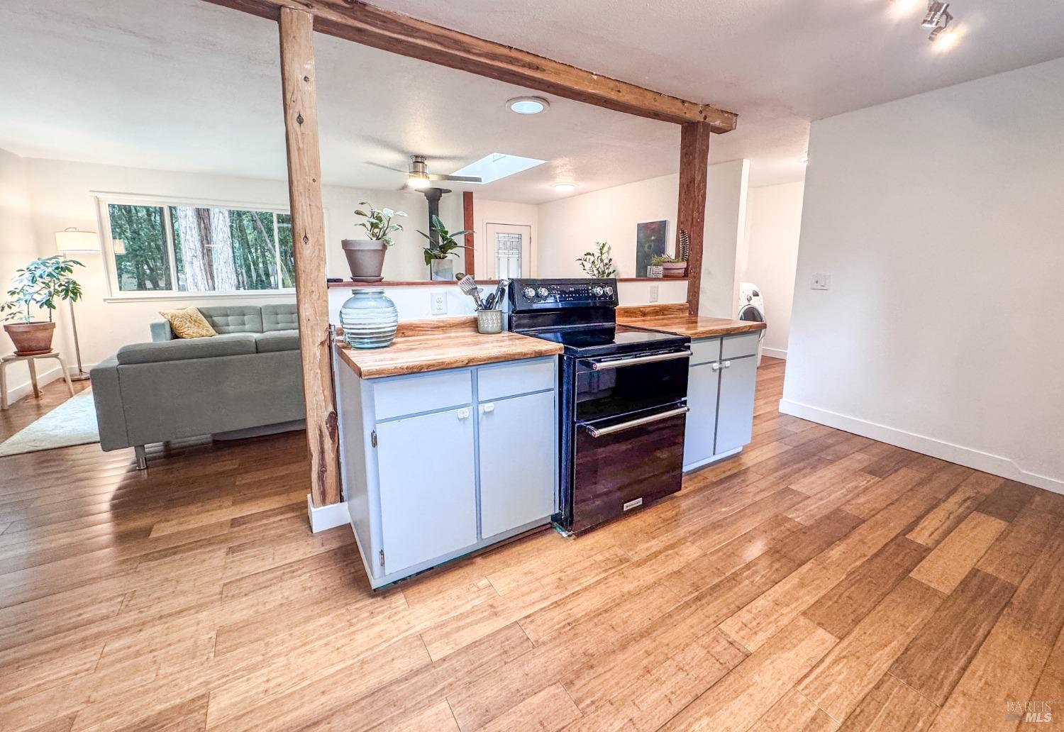 Detail Gallery Image 11 of 22 For 1853 Clover Dr, Willits,  CA 95490 - 3 Beds | 1 Baths