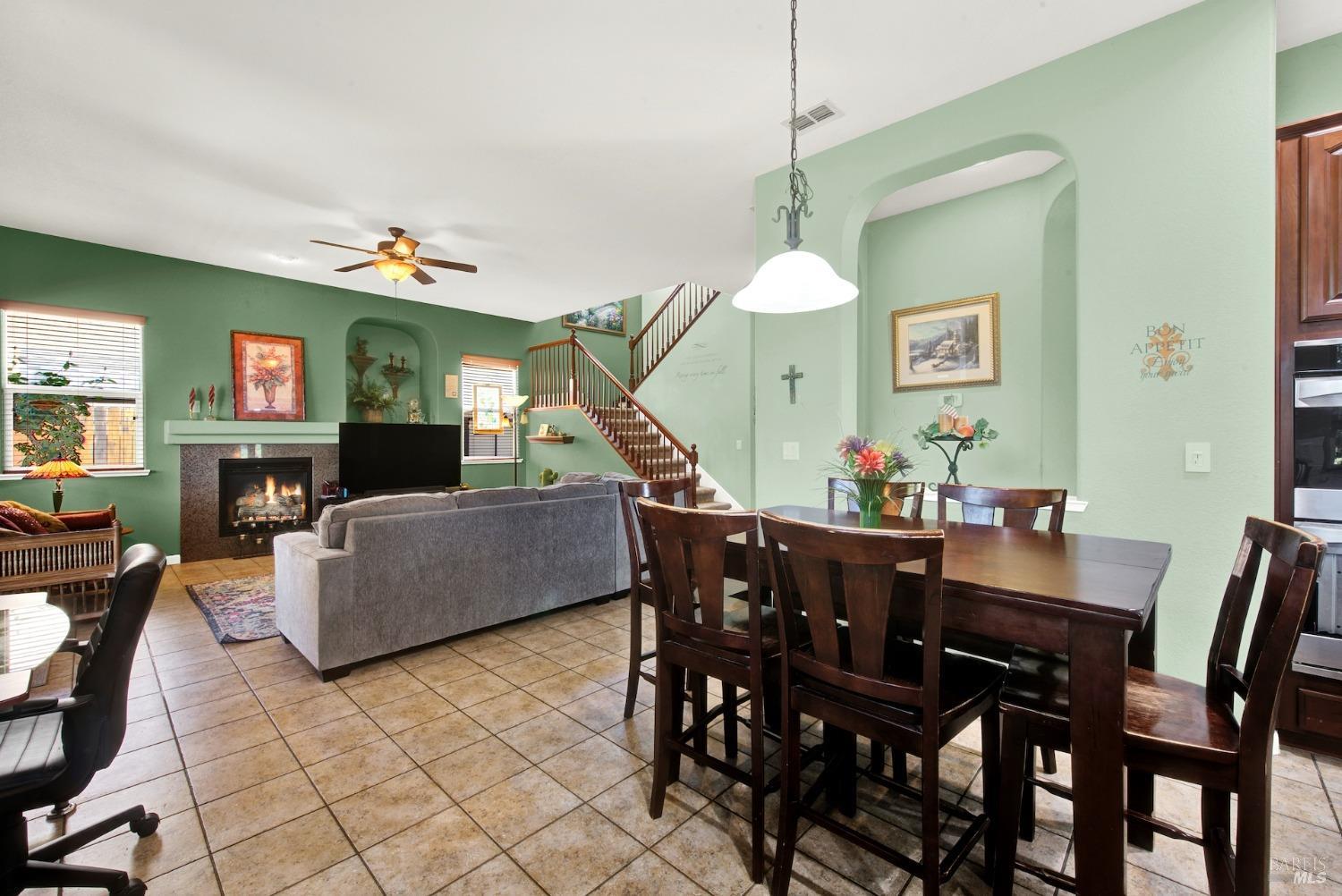 Detail Gallery Image 35 of 77 For 900 Shelter Cove Ct, Vacaville,  CA 95688 - 5 Beds | 3 Baths