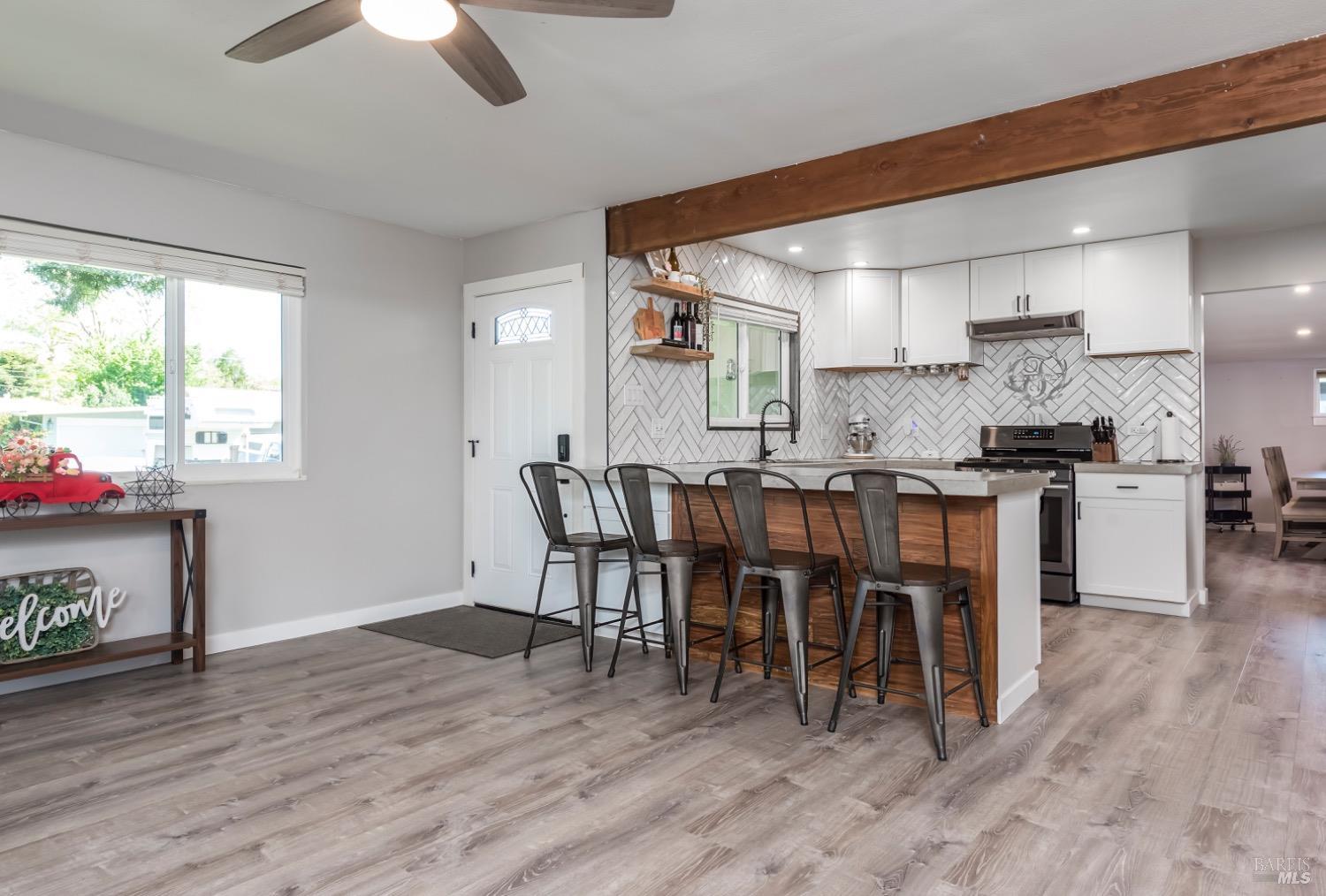 Detail Gallery Image 9 of 31 For 265 Juniper St, Vacaville,  CA 95688 - 3 Beds | 2 Baths