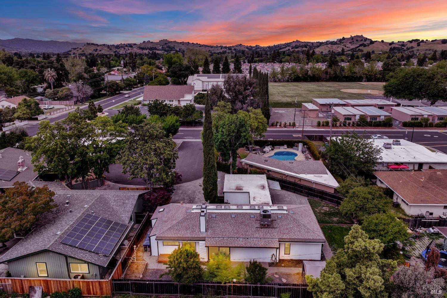 Detail Gallery Image 77 of 77 For 511 Hemlock Ct, Vacaville,  CA 95688 - 3 Beds | 2 Baths