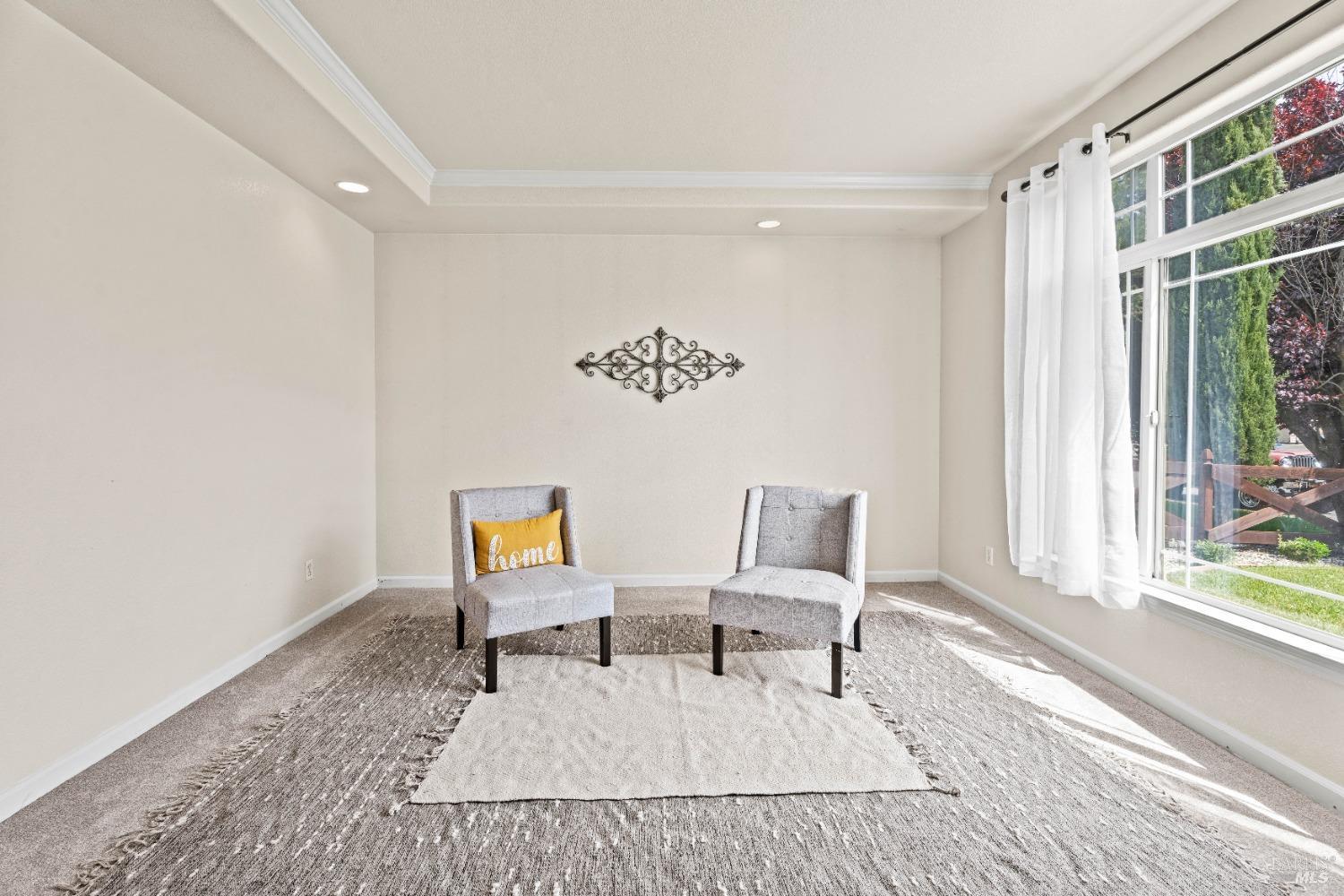 Detail Gallery Image 3 of 34 For 458 Kennwood Dr, Ukiah,  CA 95482 - 3 Beds | 2 Baths