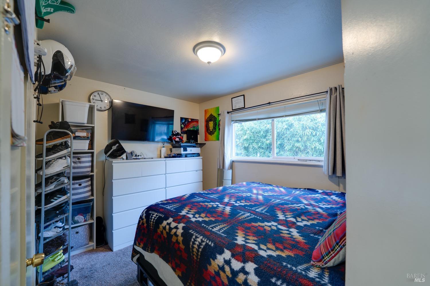 Detail Gallery Image 5 of 16 For 914 Deturk Ave, Santa Rosa,  CA 95404 - – Beds | – Baths