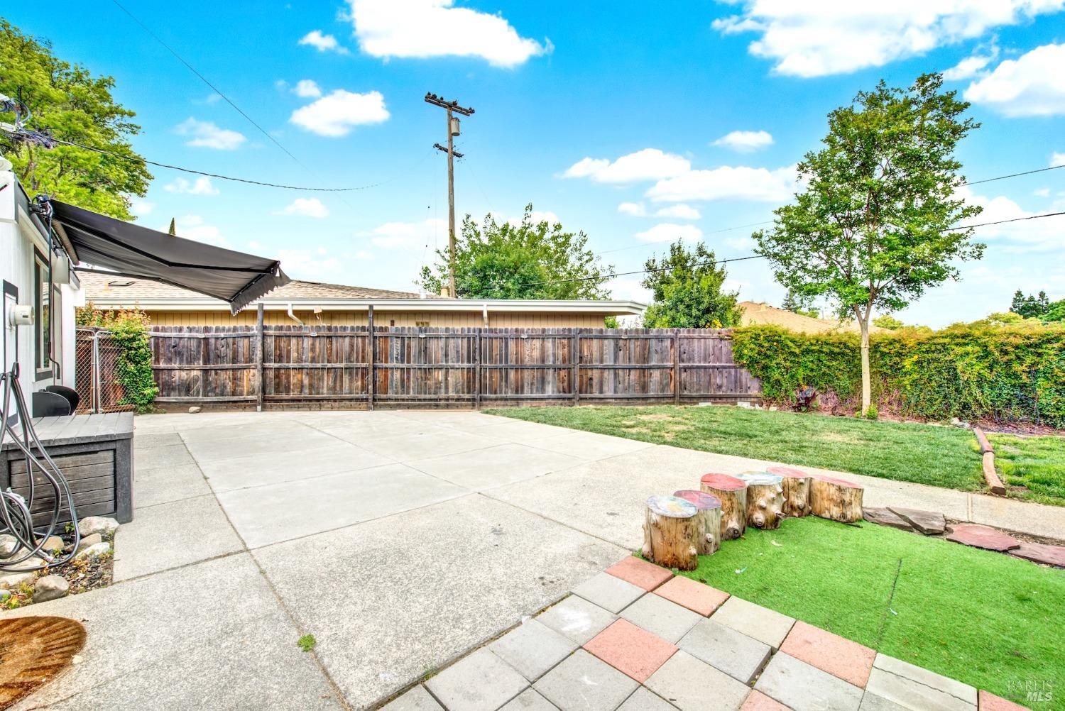 Detail Gallery Image 56 of 77 For 511 Hemlock Ct, Vacaville,  CA 95688 - 3 Beds | 2 Baths