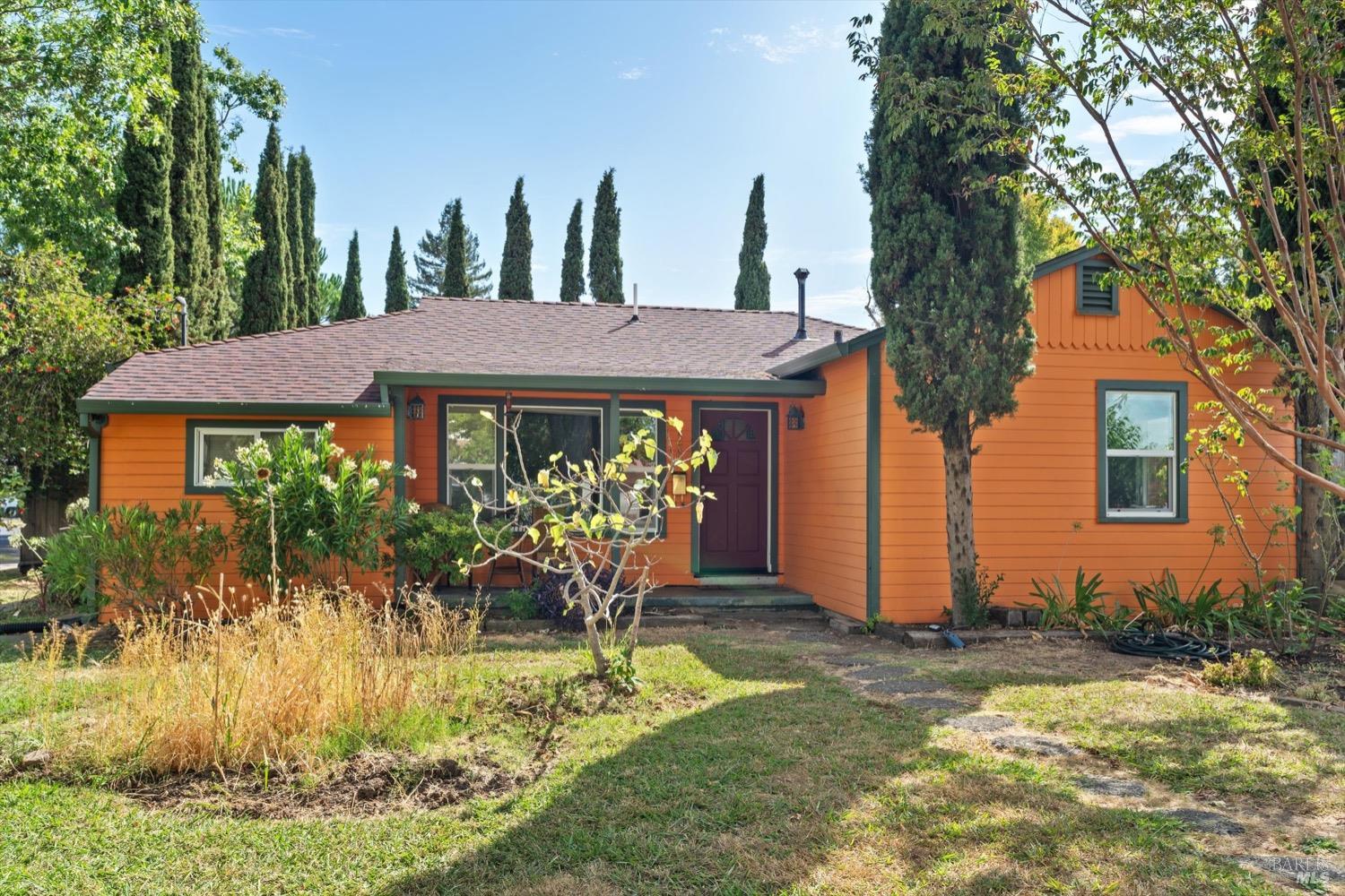 Detail Gallery Image 1 of 1 For 2801 Pine St, Napa,  CA 94558 - 2 Beds | 1 Baths