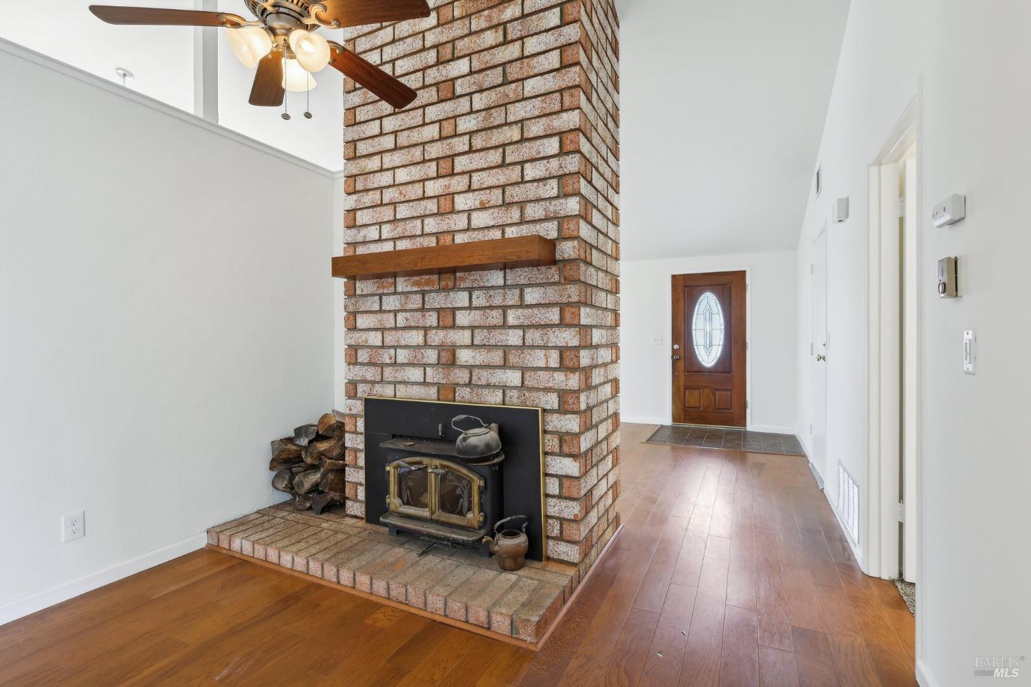 Vista Linda Court, Fairfield, California image 11
