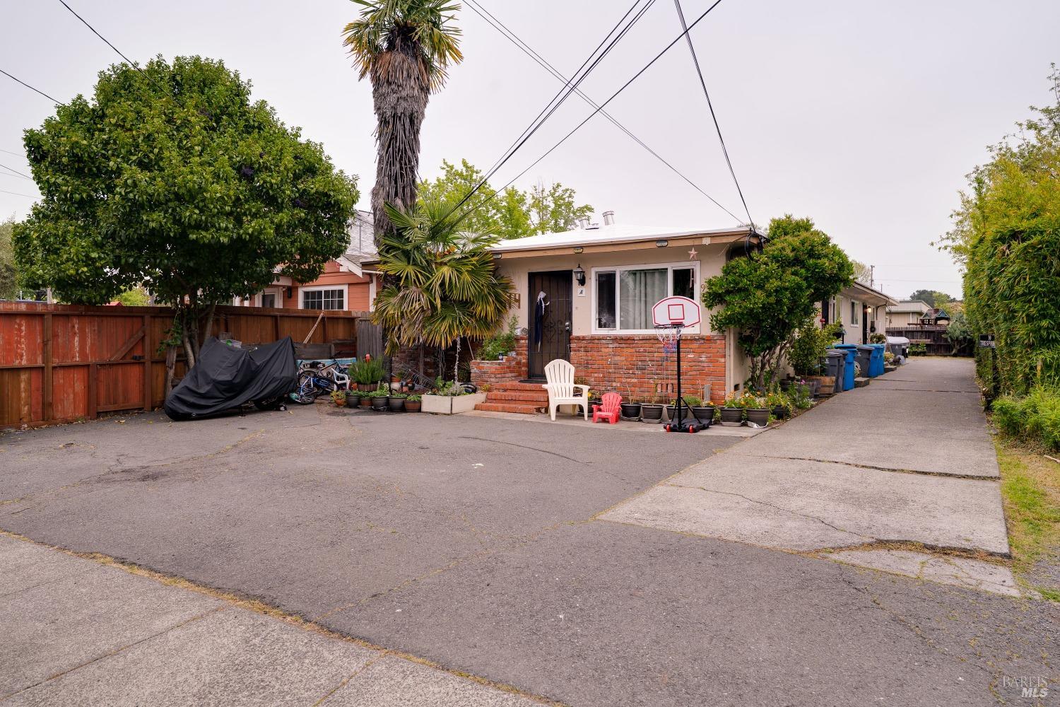 Detail Gallery Image 1 of 16 For 914 Deturk Ave, Santa Rosa,  CA 95404 - – Beds | – Baths
