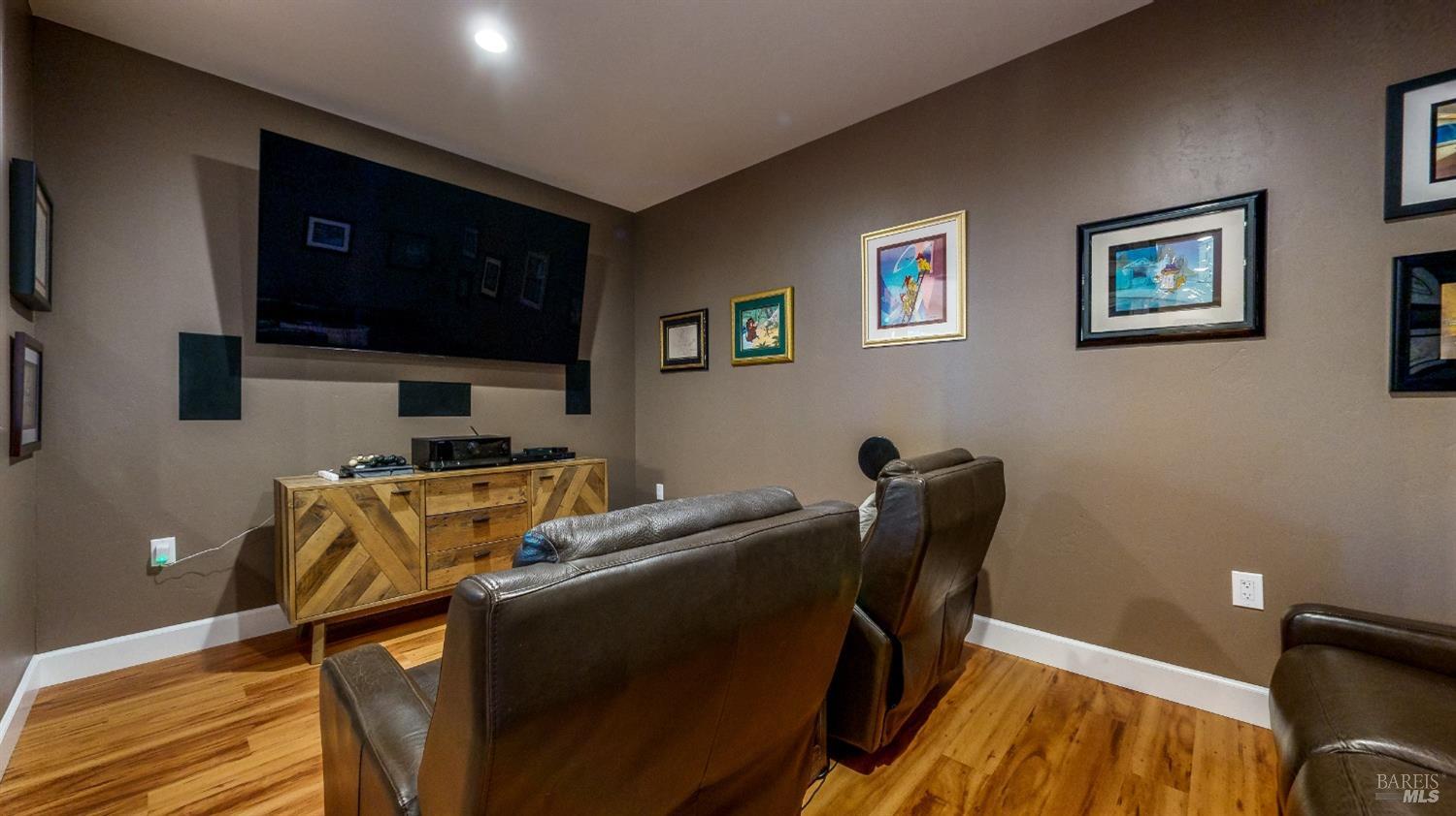 Detail Gallery Image 27 of 65 For 1393 Michele Way, Santa Rosa,  CA 95404 - 3 Beds | 3 Baths