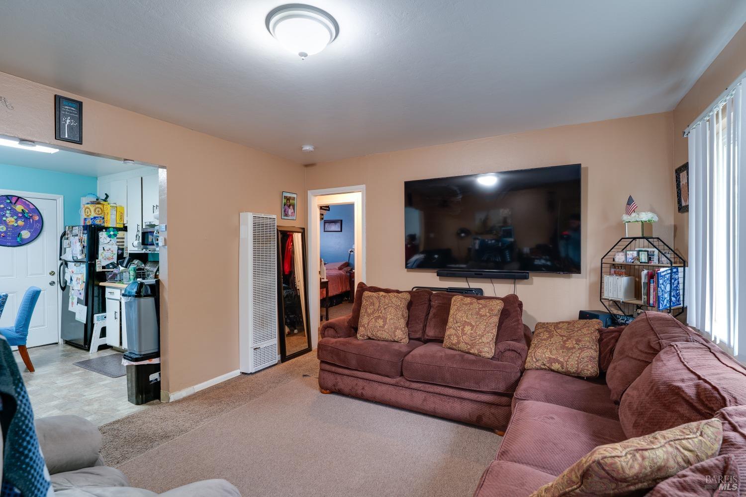 Detail Gallery Image 11 of 16 For 914 Deturk Ave, Santa Rosa,  CA 95404 - – Beds | – Baths