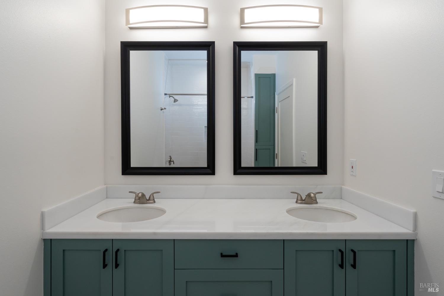 Detail Gallery Image 19 of 35 For 3720 Espresso Ct, Santa Rosa,  CA 95403 - 4 Beds | 2 Baths