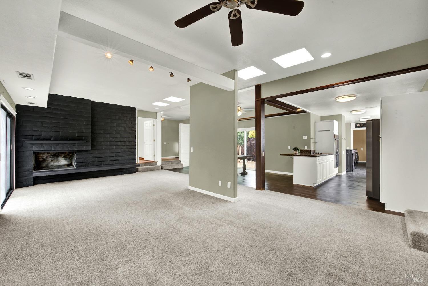 Detail Gallery Image 18 of 77 For 511 Hemlock Ct, Vacaville,  CA 95688 - 3 Beds | 2 Baths