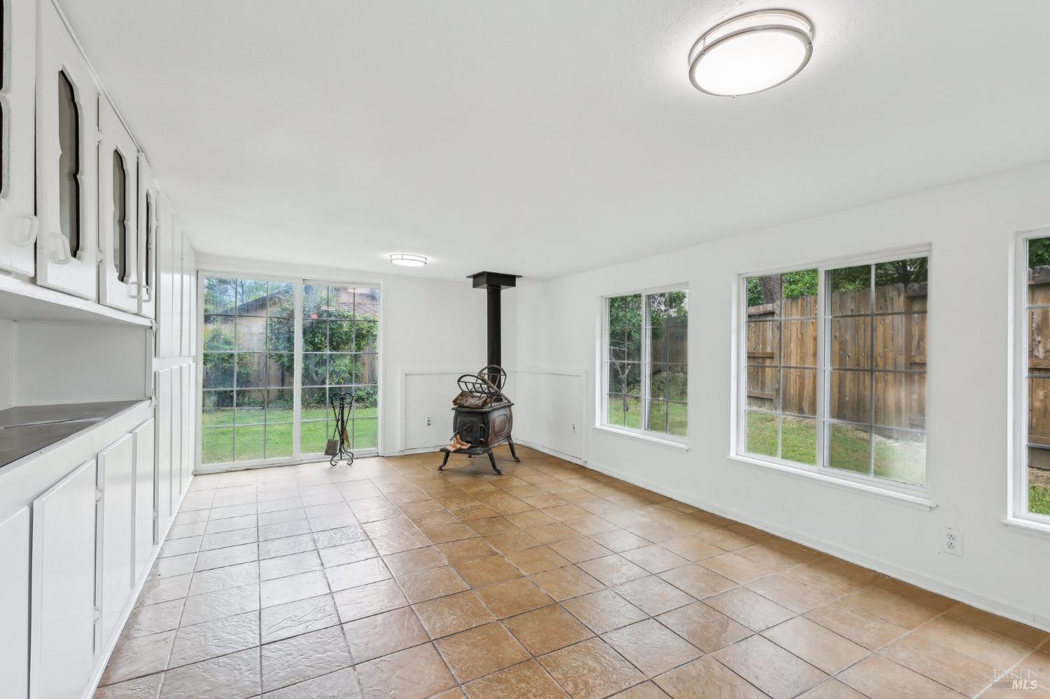 Vista Linda Court, Fairfield, California image 20