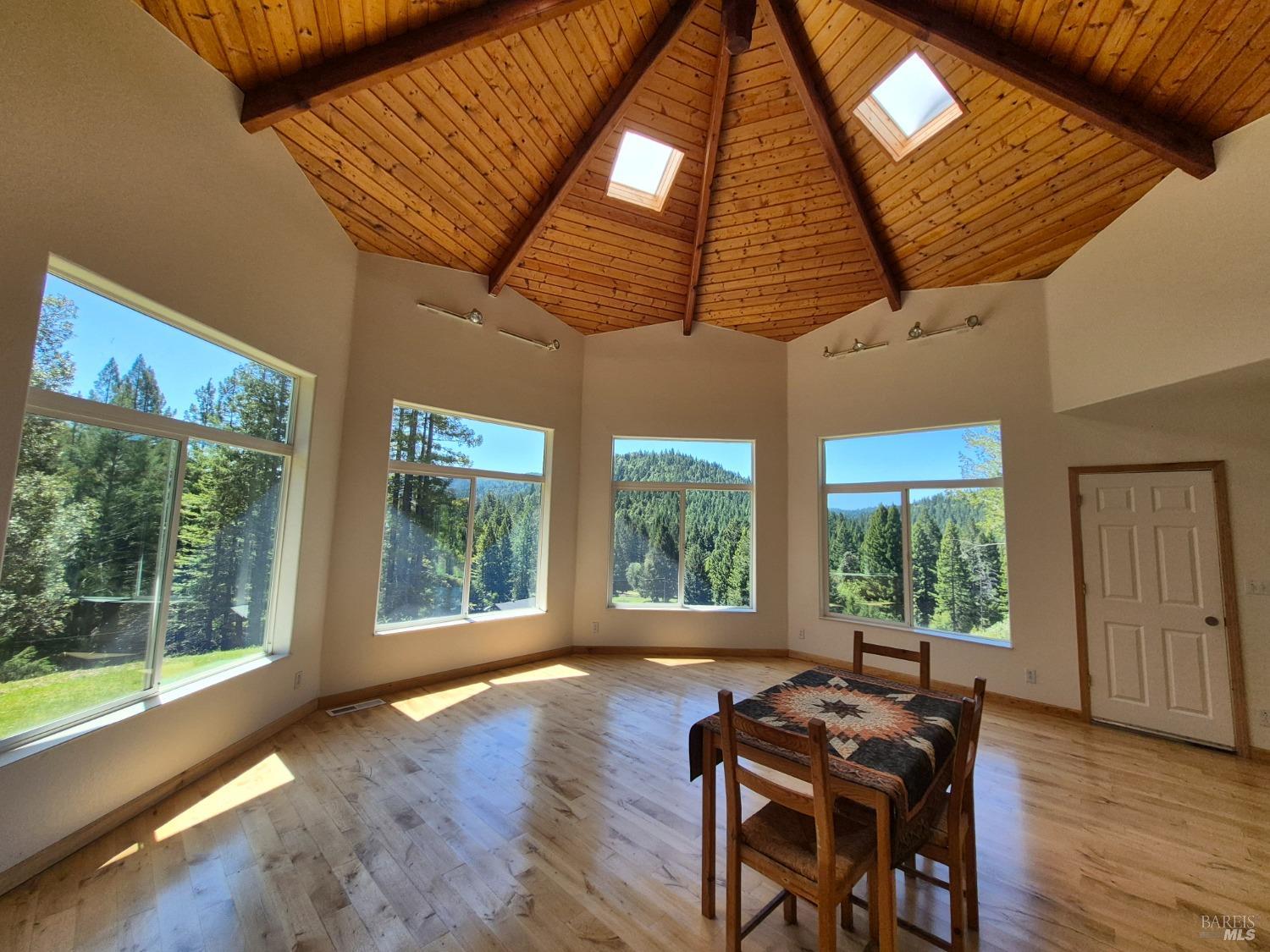 Detail Gallery Image 33 of 93 For 16770 Branscomb Rd, Branscomb,  CA 95454 - 2 Beds | 2 Baths