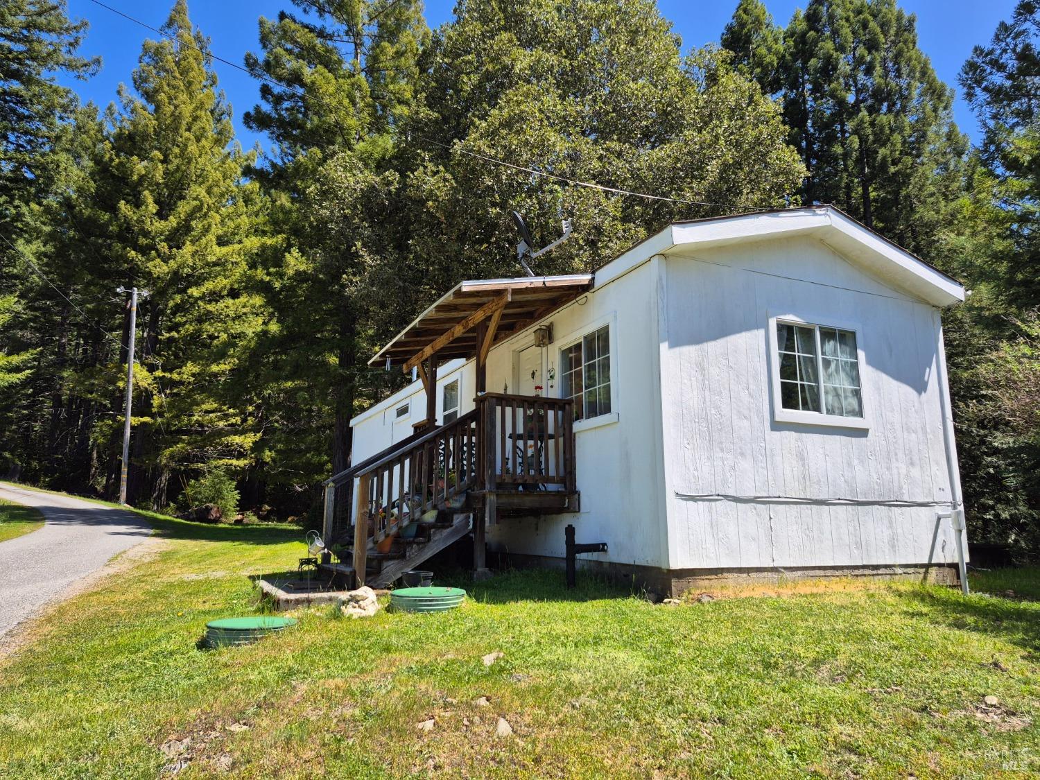 Detail Gallery Image 83 of 93 For 16770 Branscomb Rd, Branscomb,  CA 95454 - 2 Beds | 2 Baths