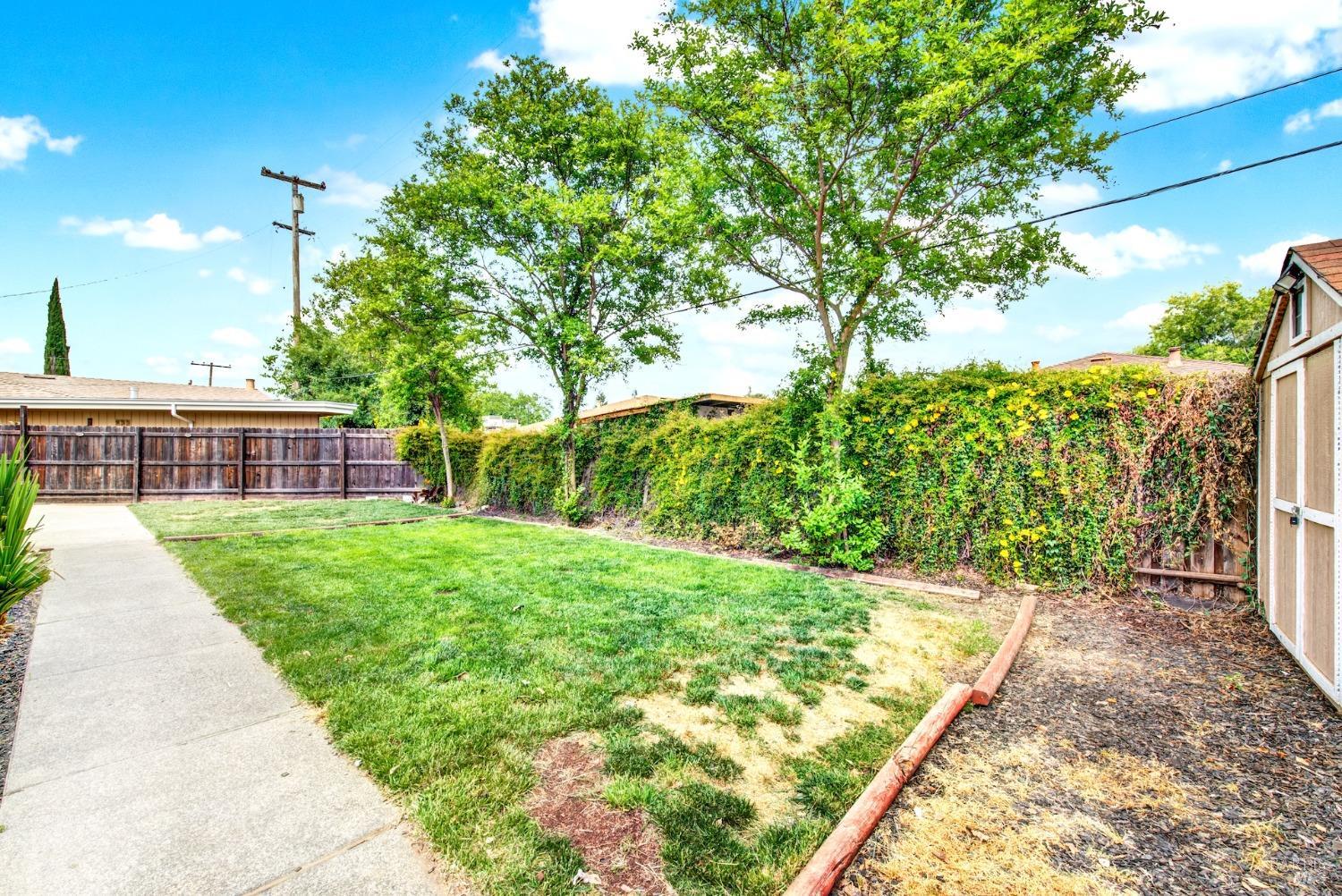 Detail Gallery Image 62 of 77 For 511 Hemlock Ct, Vacaville,  CA 95688 - 3 Beds | 2 Baths