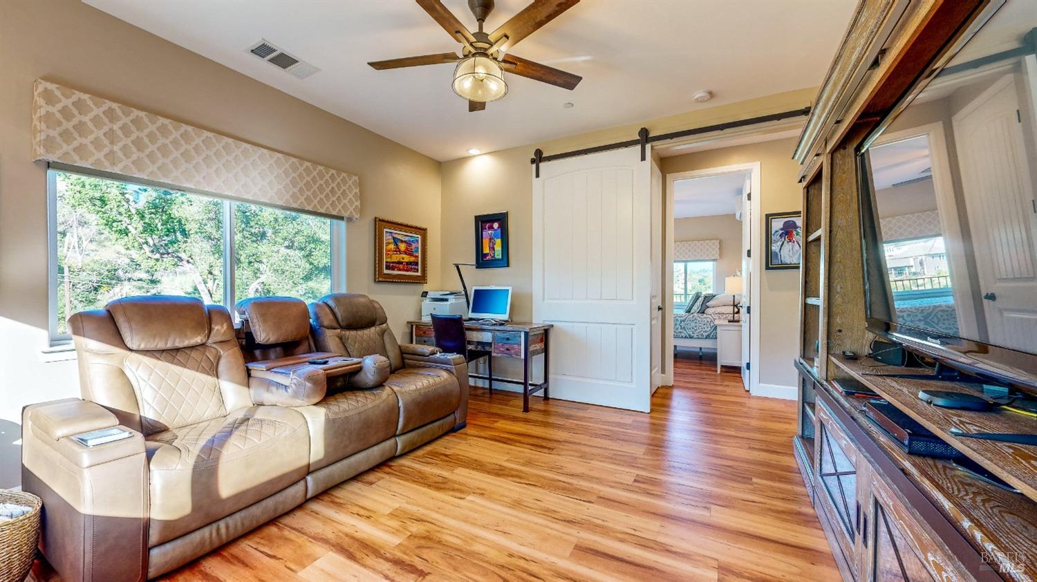 Detail Gallery Image 21 of 65 For 1393 Michele Way, Santa Rosa,  CA 95404 - 3 Beds | 3 Baths
